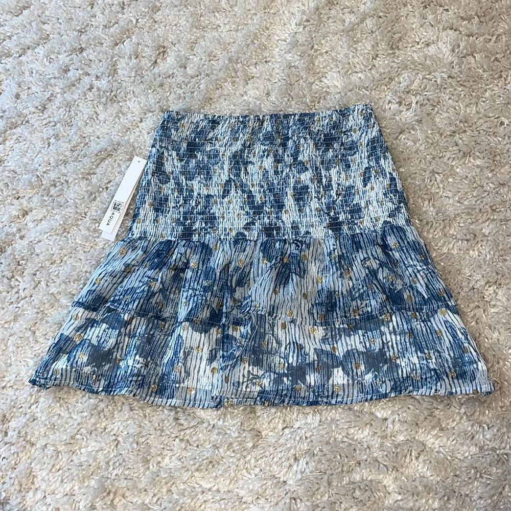 NWT Ruffle skirt - Picture 2 of 3